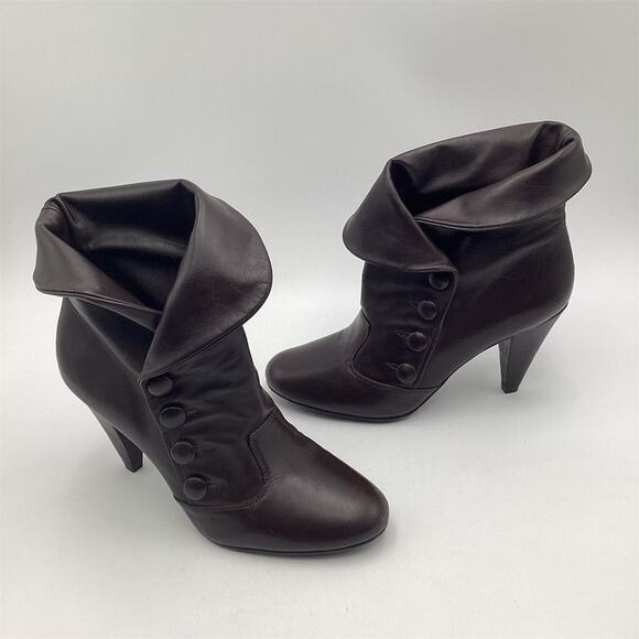 Gianni Bini Women's Brown Leather Ankle Booties Size 8 Block Heel - Picture 1 of 12